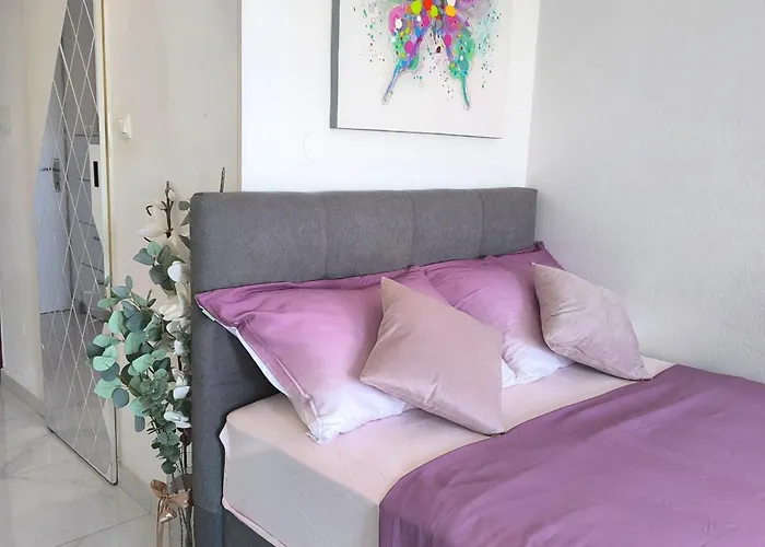 Cute Studio-great Location 아파트 자다르